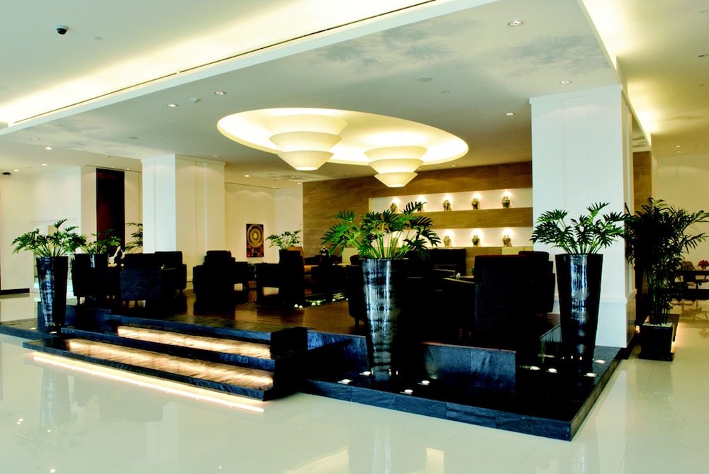 The Narathiwas Hotel and Residence Sathorn Bangkok 8/63