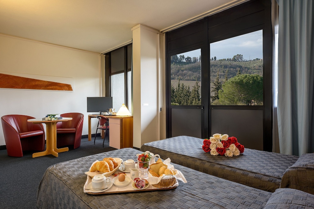 Albornoz Palace Hotel 55/71