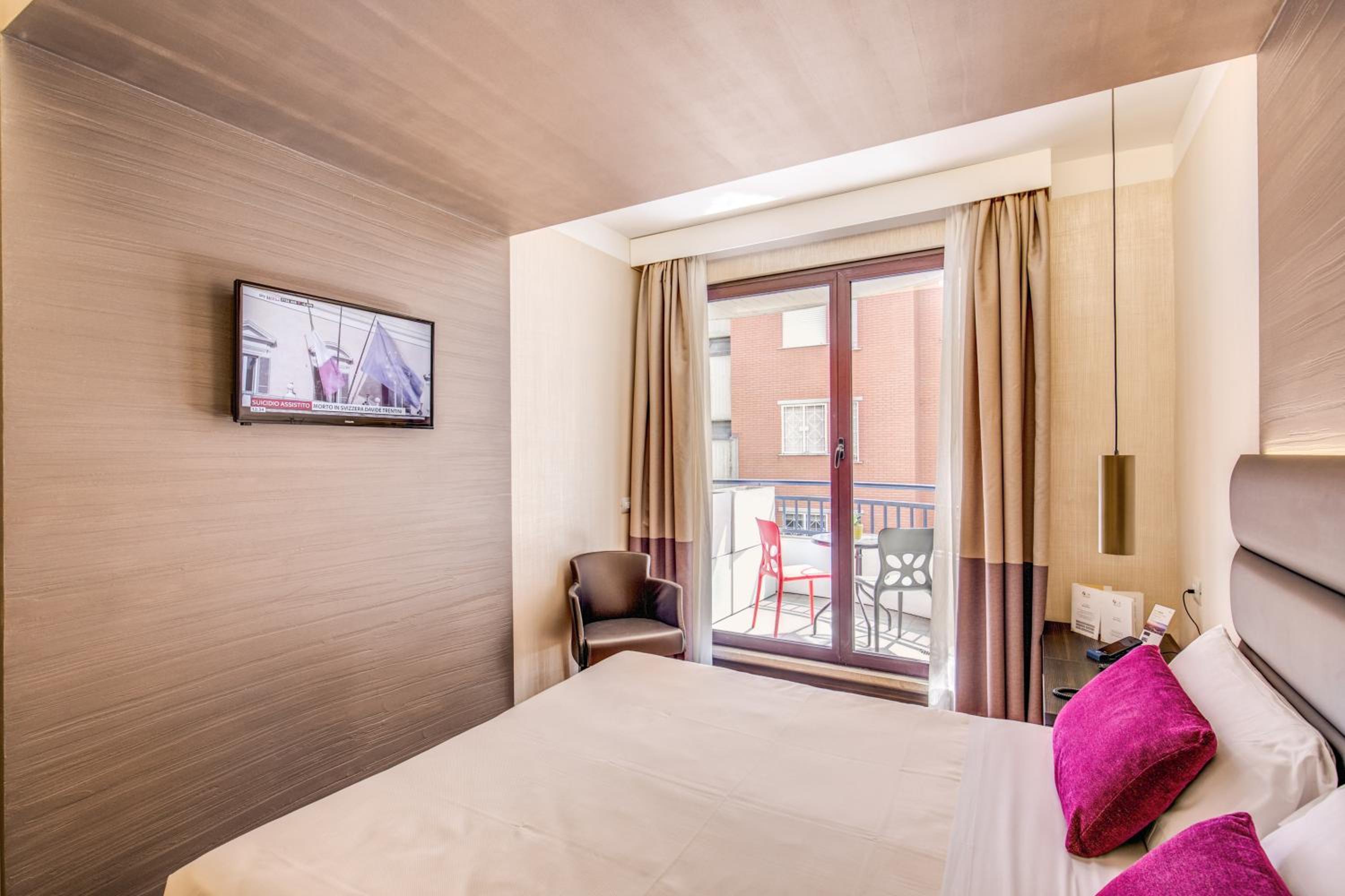 Comfort, Double or Twin Bed, Warmthotel 8/10