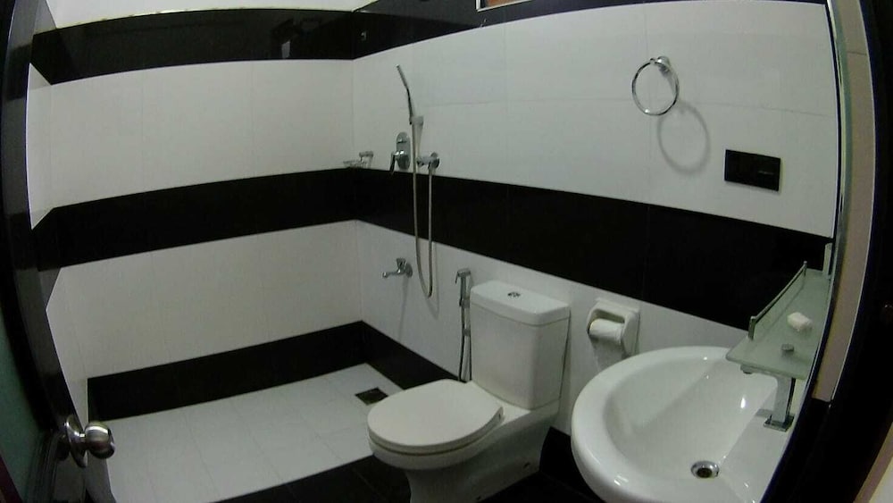 Sea Zone Hotel Nilaveli 46/49