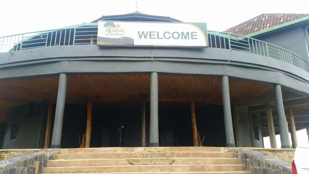 Nyungwe Top View Hotel 1/31