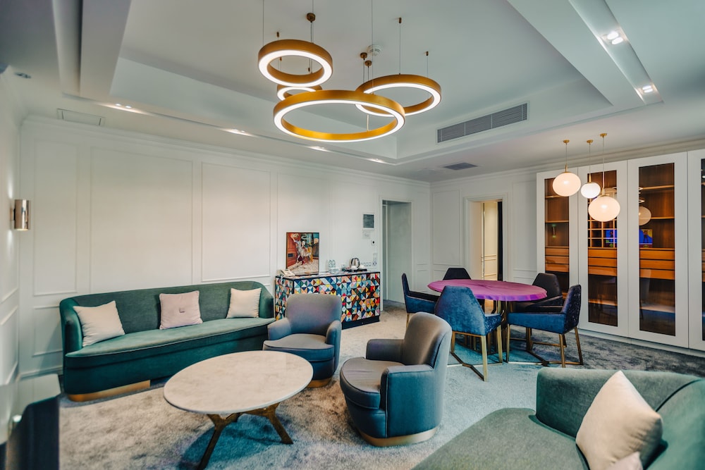 Ivy Garden Hotel 29/44