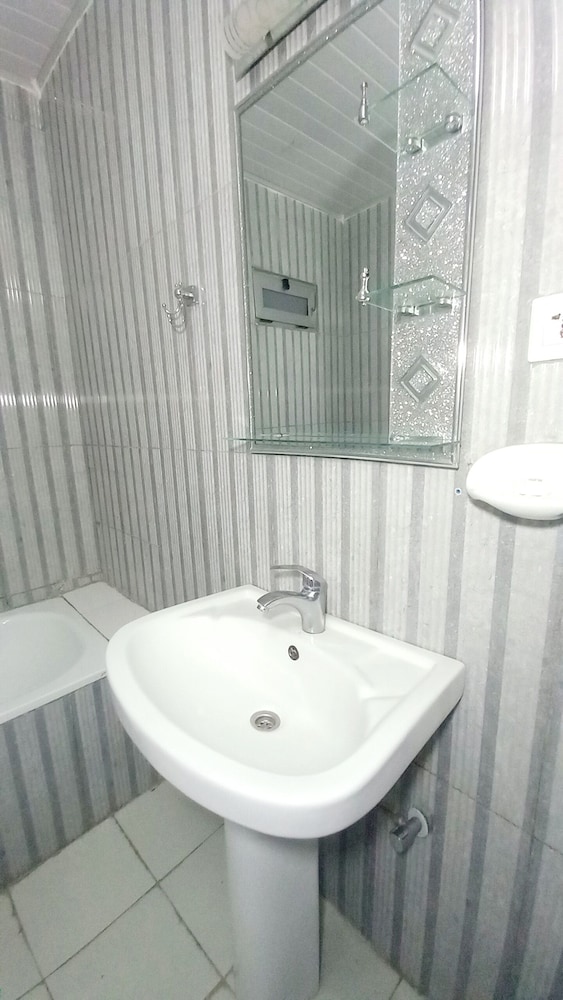 Ghion Hotel 54/69