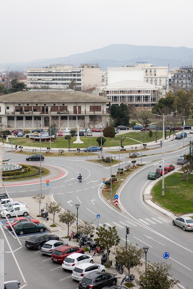 Philippos Hotel 53/63