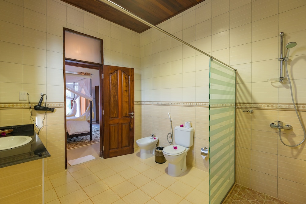 Azao Resort & Spa, Zanzibar 50/50