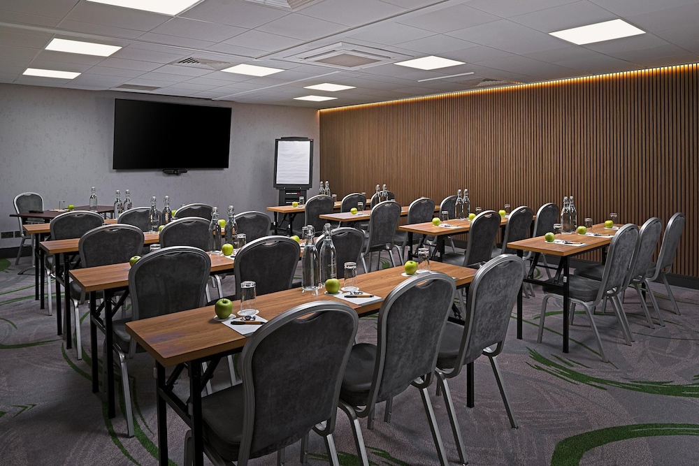 Carlton Hotel Dublin Airport 57/69