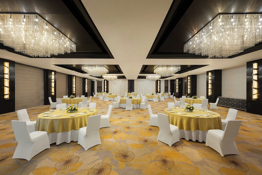 Courtyard Bilaspur 38/49