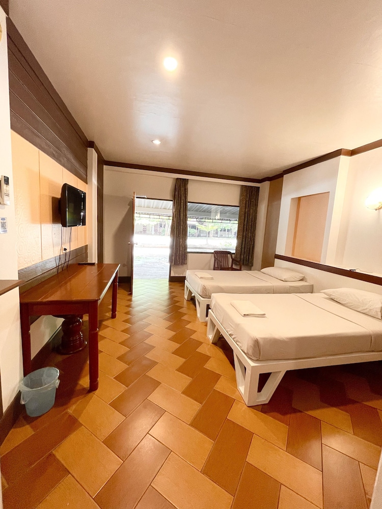 Bansuan Resort 8/32