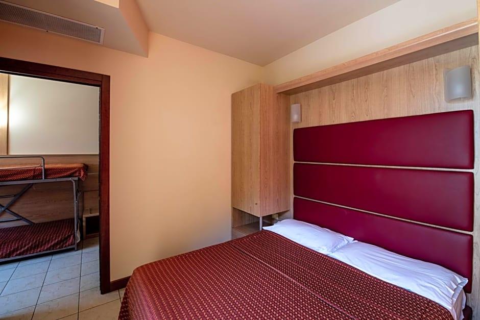 HOTEL MONDIAL 19/63