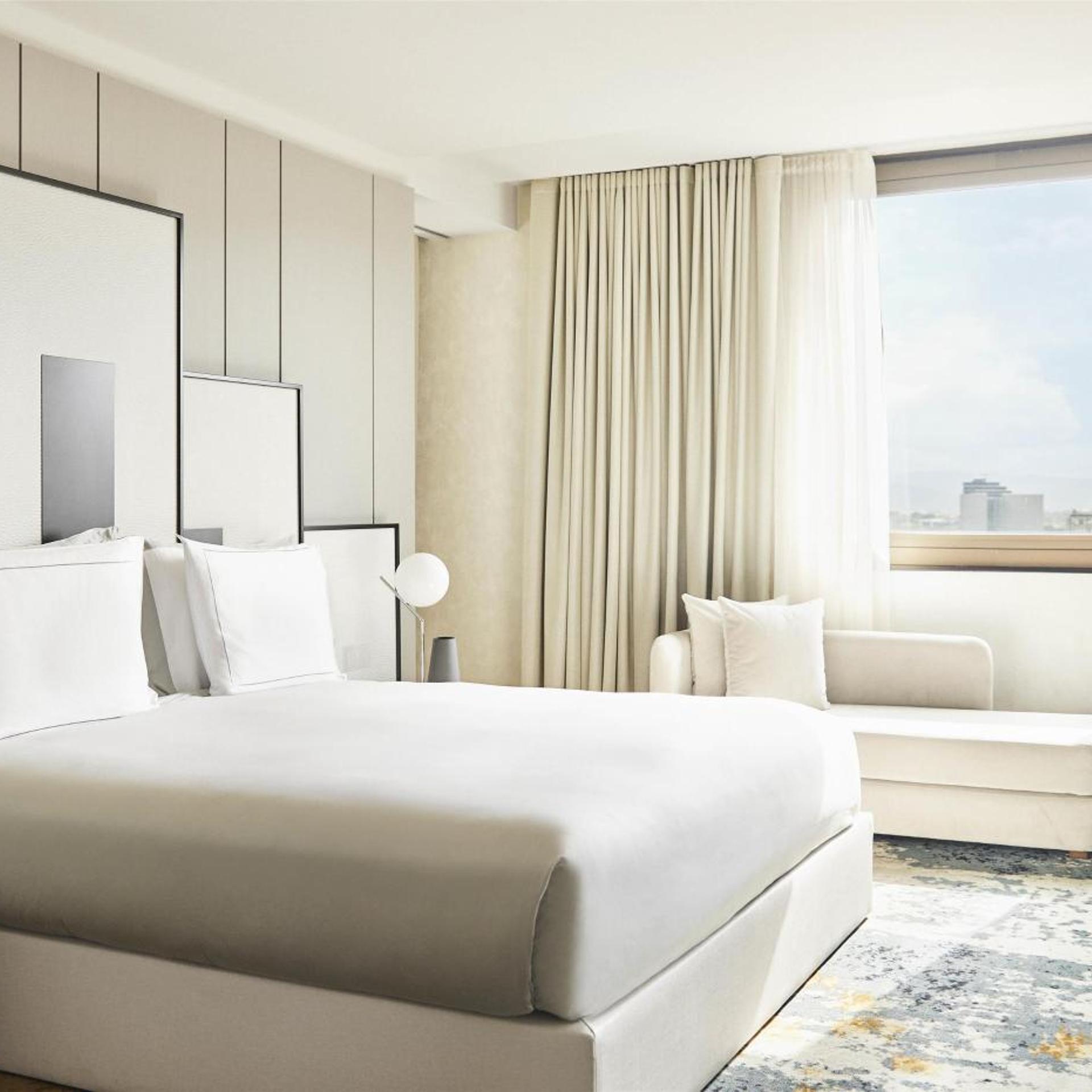 1 Bedroom, Iconic, Suite