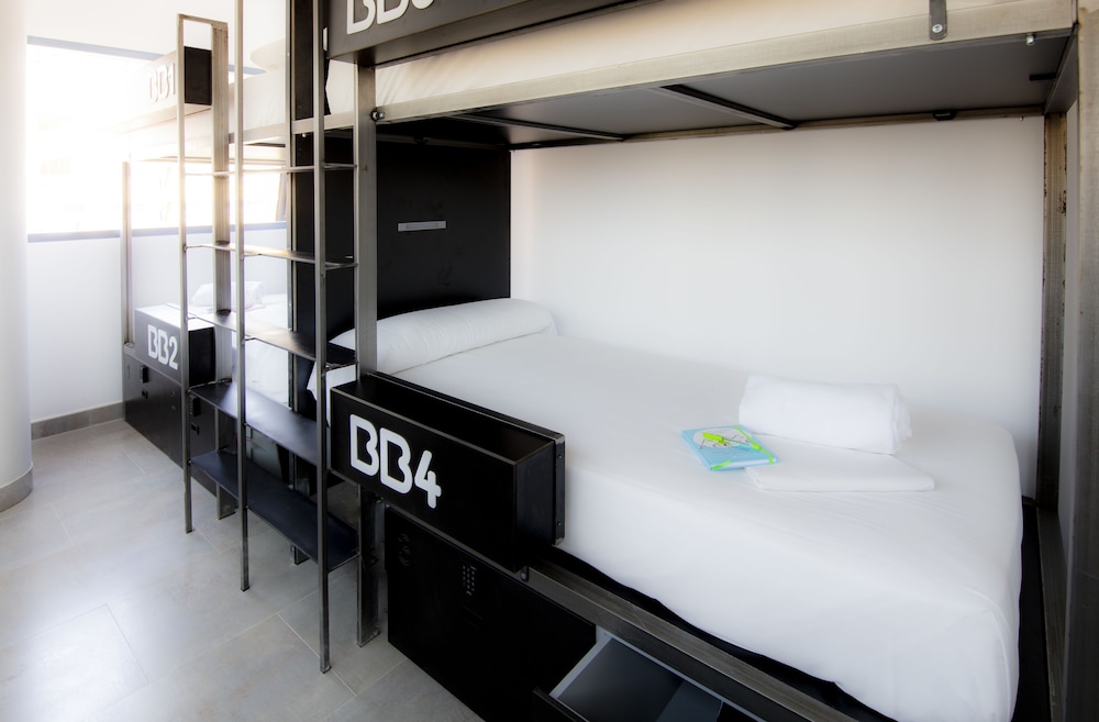 Bea Beach Hostel 2/44