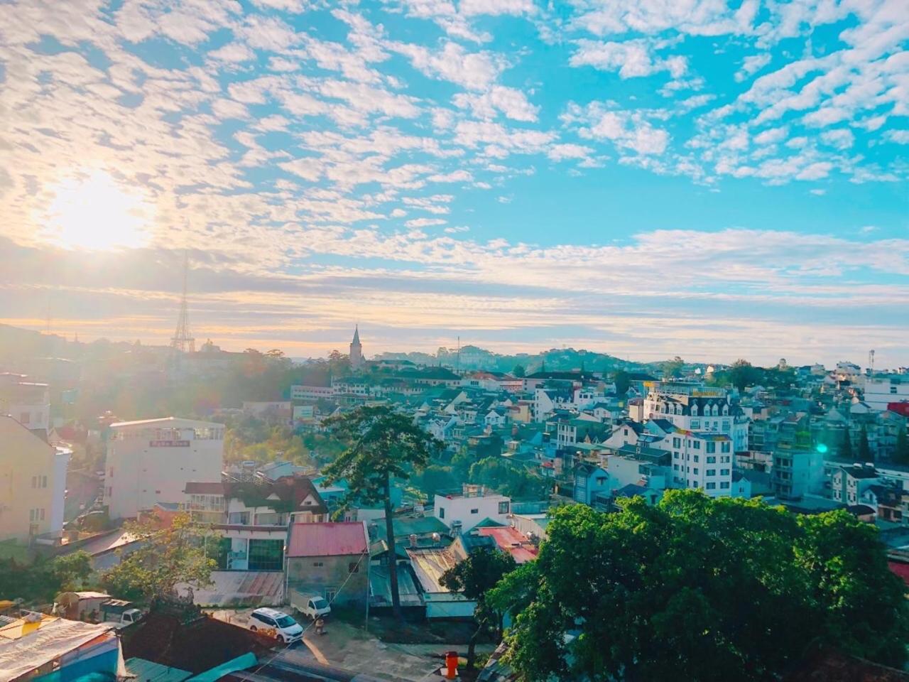 Nu Cuoi Xinh Hostel 24/26