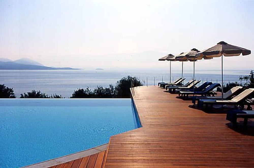 Ionian Blue Bungalows And Spa Resort 36/65