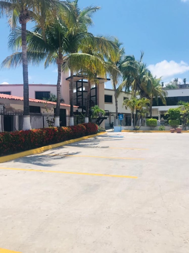 Hotel Marina Topolobampo 50/51