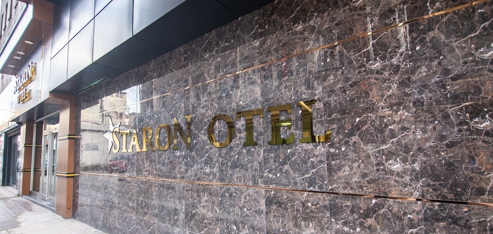 Staron Otel 6/34