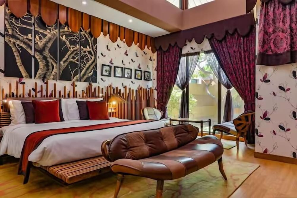 Suite, Villa, 3 King Beds