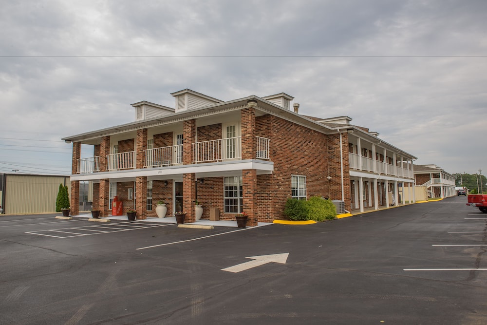 Richland Inn Lawrenceburg 46/46