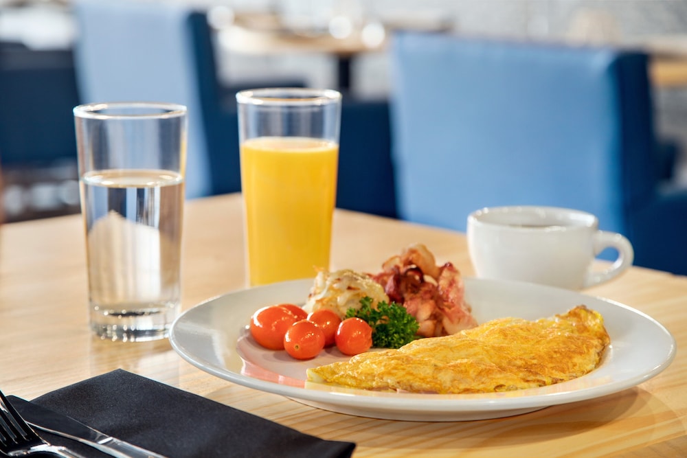 Holiday Inn Philadelphia Arpt-Stadium Area 44/54