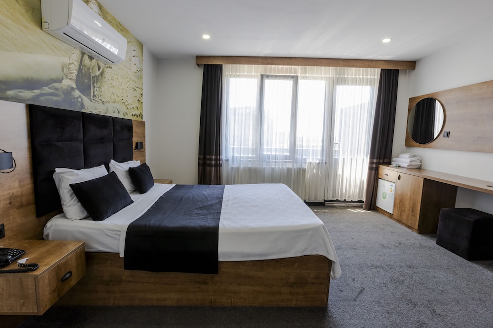 Acar Airport Hotel 27/44