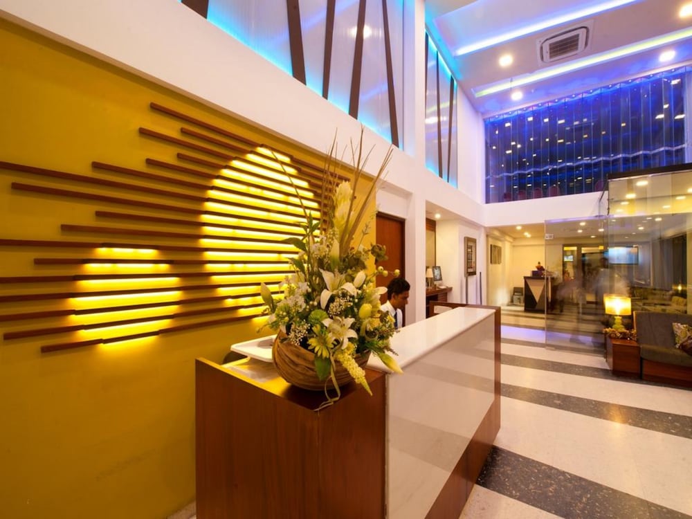 Lobby at THE OCEAN COLOMBO, COLOMBO