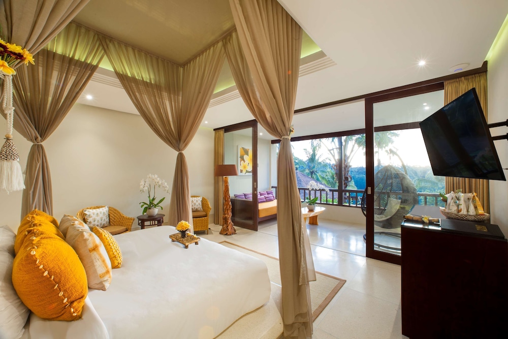Nandini Jungle by Hanging Gardens 30/35