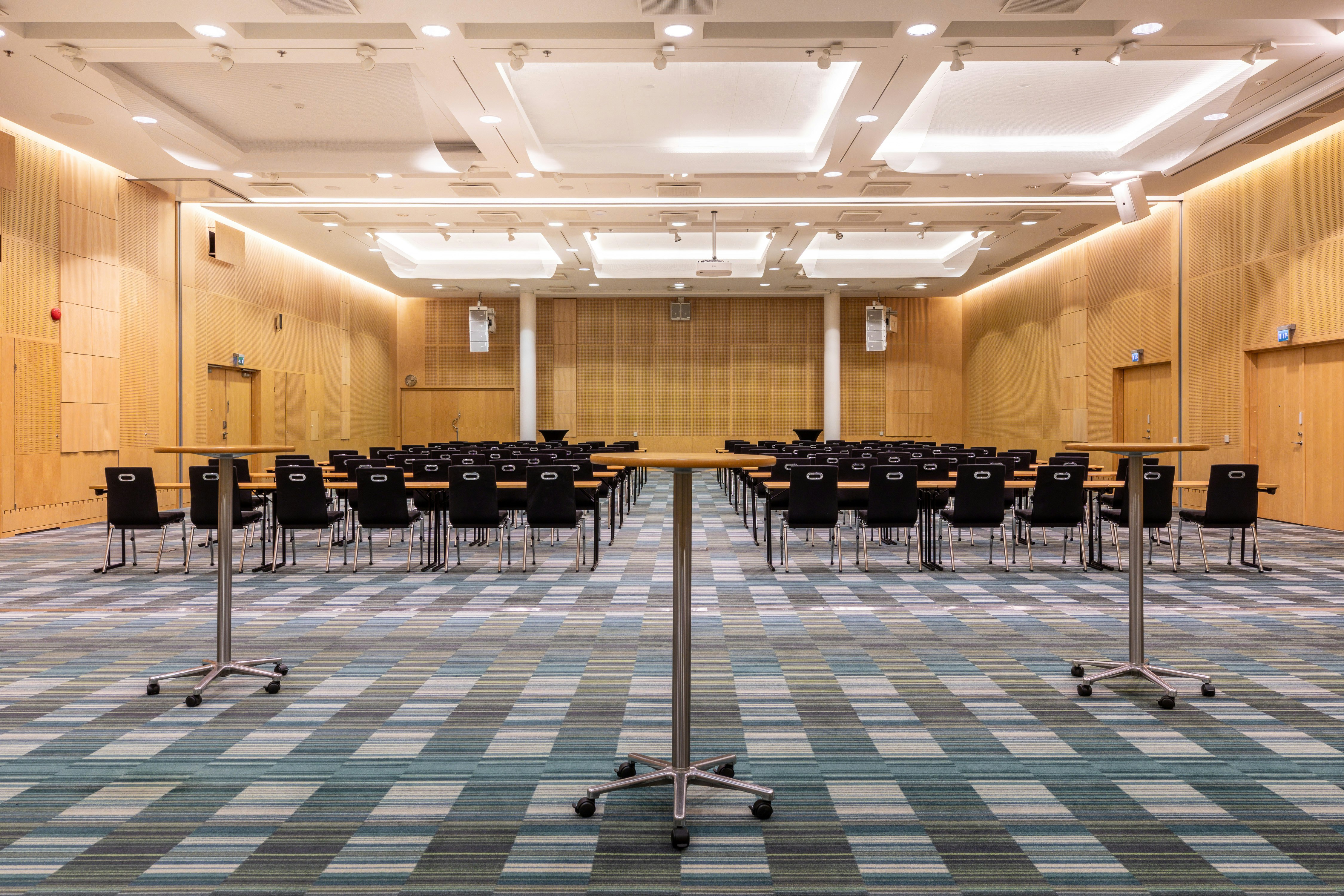 Hilton Helsinki Airport 11/48