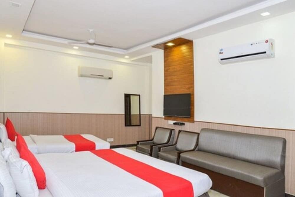 Airport Hotel Golden Jindal 6/26