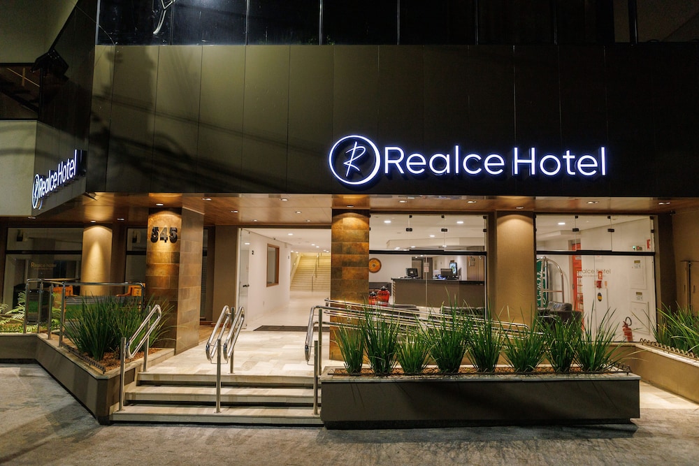 Realce Hotel 4/71