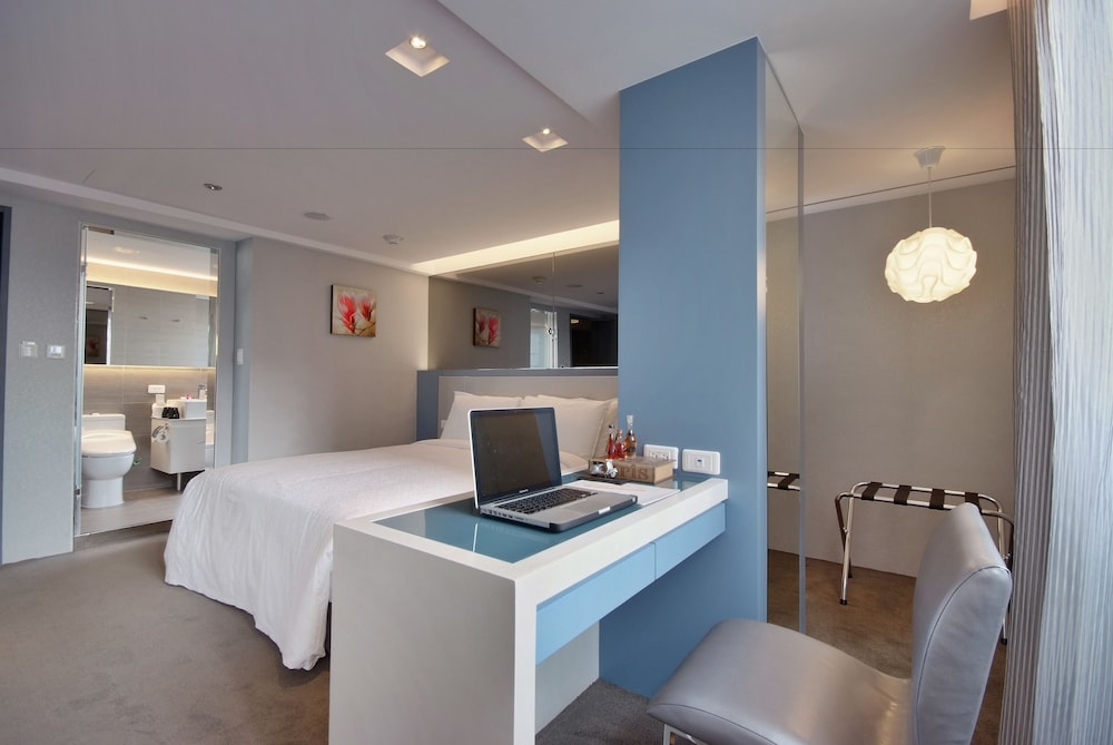 Forward Hotel Nangang 56/70