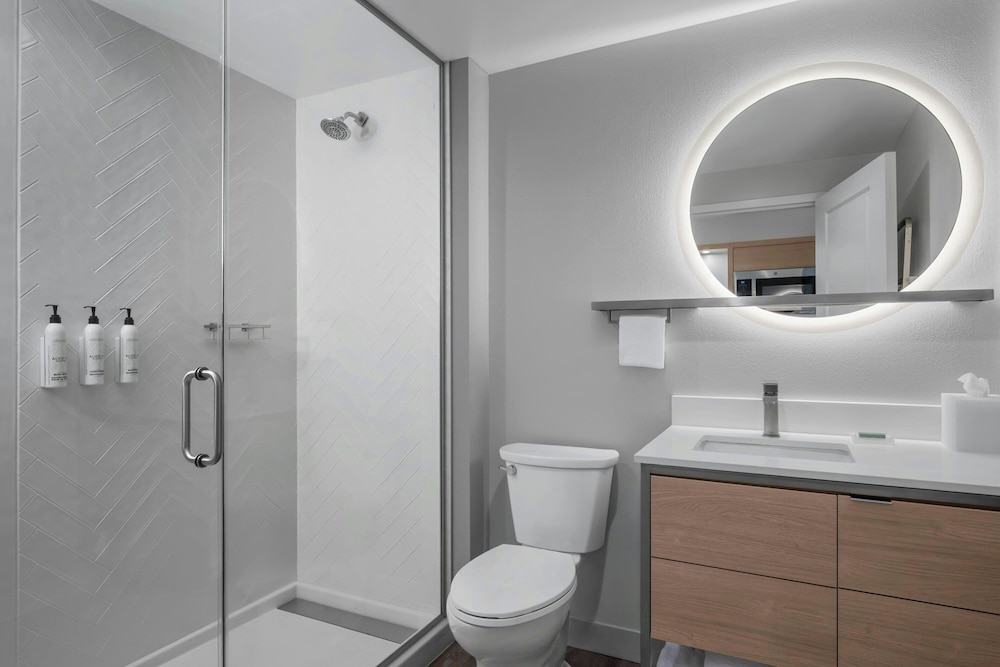 TownePlace Suites By Marriott Midwest City 33/40
