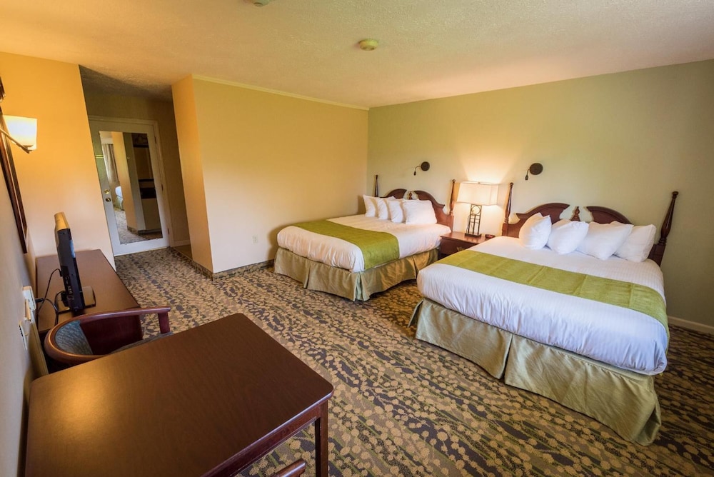 Fox Ridge Resort 10/50