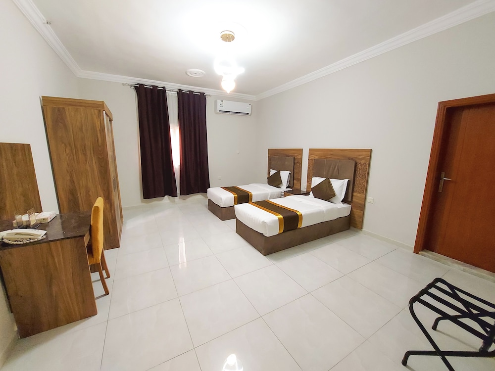 ايوان الاندلسية(Iwan AlAndalusia hotel suites Alrehab) 9/30