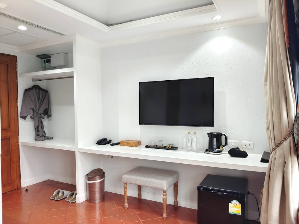 Lanna Oriental Hotel 43/50