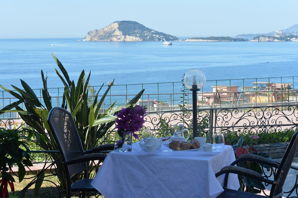 Miramare Residence 10/41