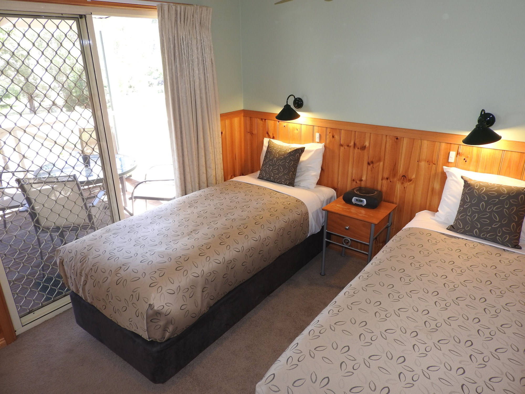 2 Bedrooms, Spa, Cottage, Queen and Twin Beds, 2 Bathrooms