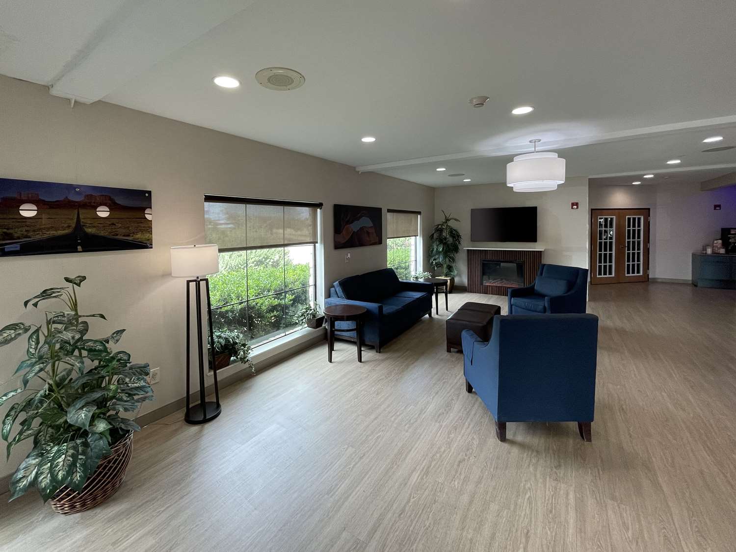 Comfort Suites San Antonio SeaWorld - Lackland AFB 24/39