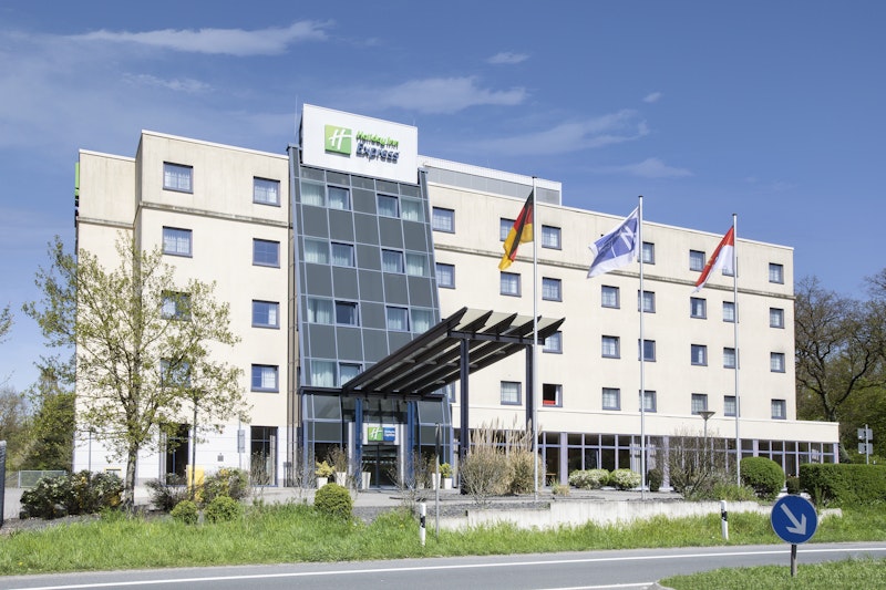HOLIDAY INN EXPRESS FRANKFURT AIRPORT 6/58