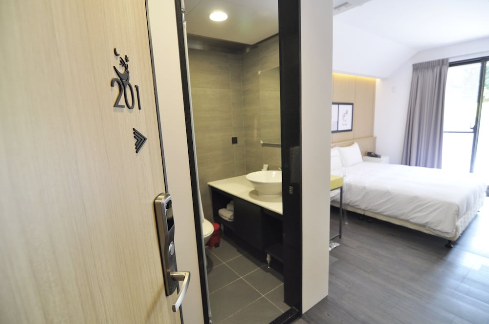 Feng Jia 25 Hotel 22/25