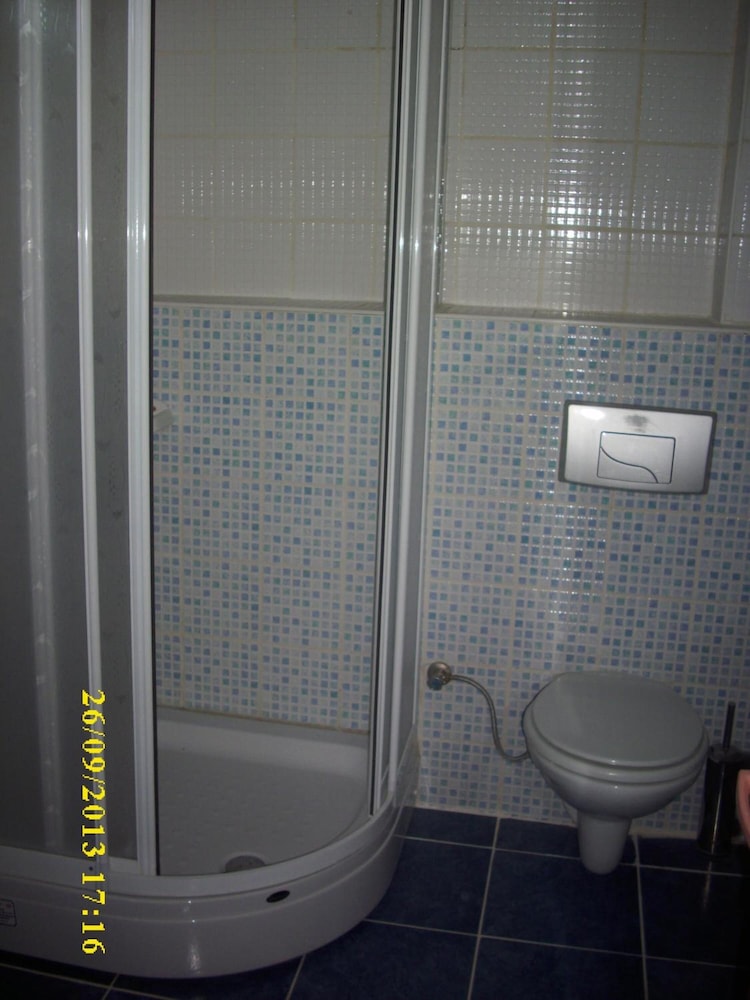 Saray Hotel 43/47