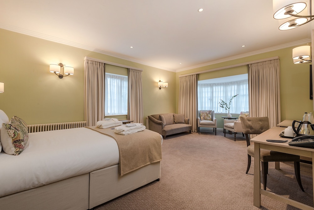 Feature, King Bed