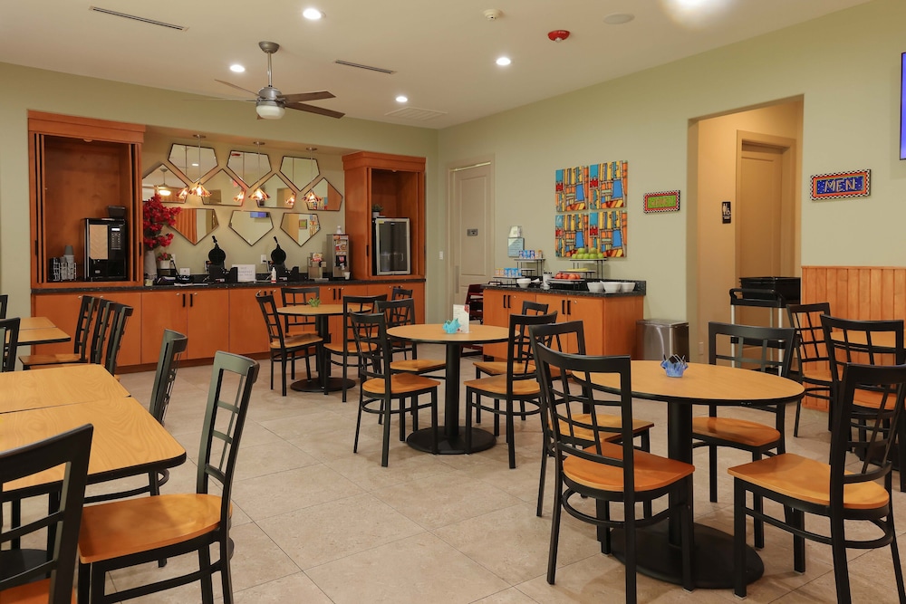 Clarion Inn Suites 48/61