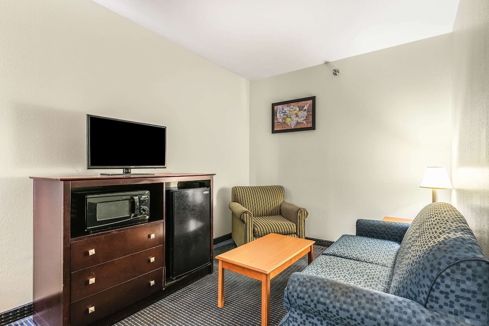 Econo Lodge Inn and Suites Pritchard Road North Little Rock 31/45
