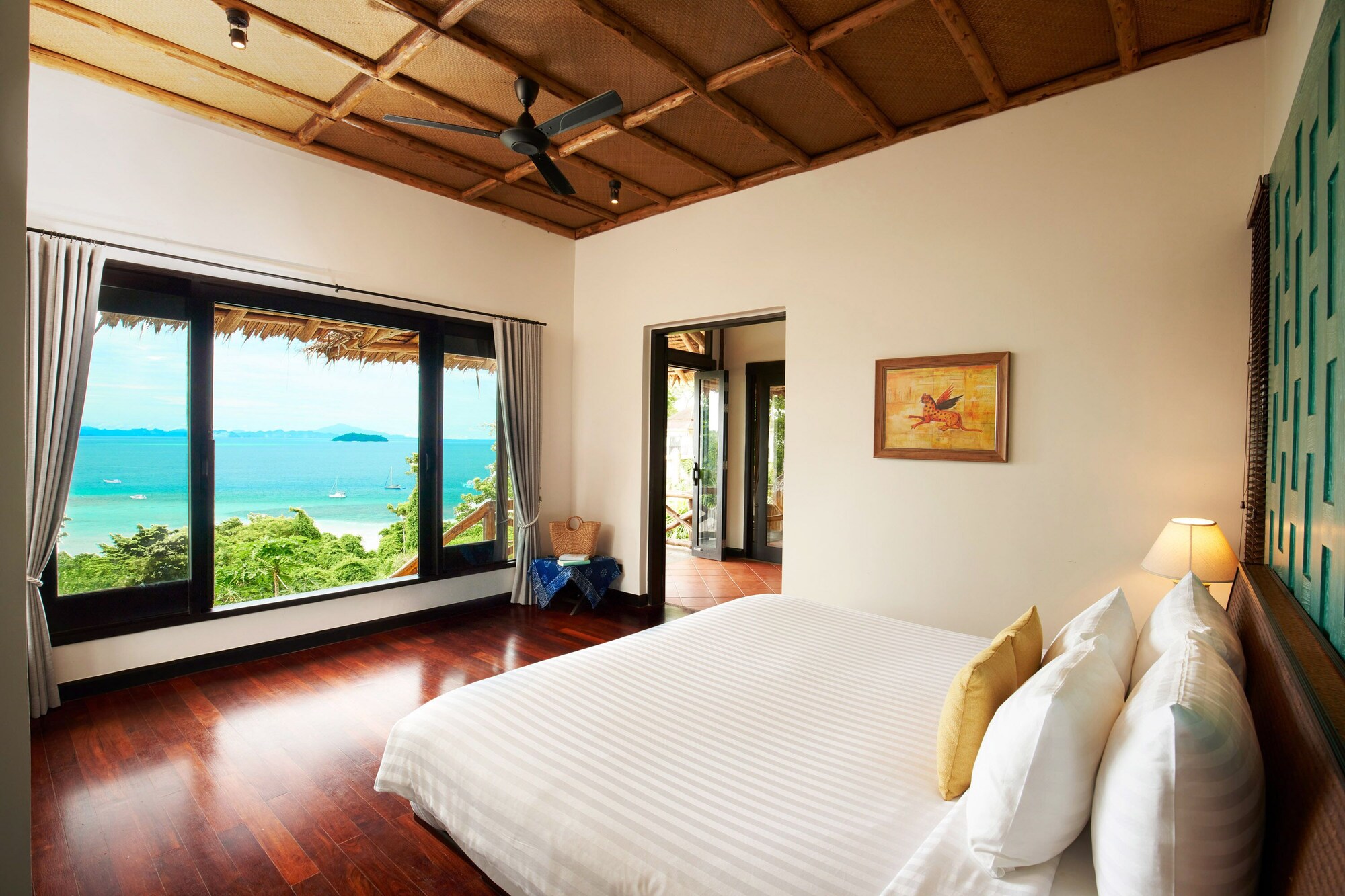 Pool, Villa, Double Bed, Ocean View, Hill Side