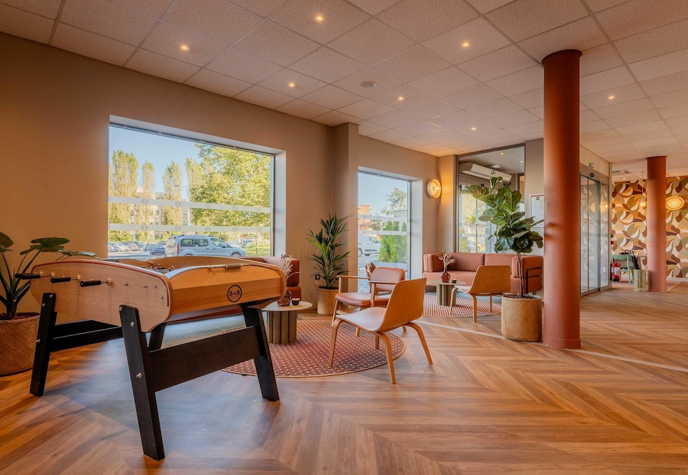 B&B HOTEL Maubeuge Gare 34/51