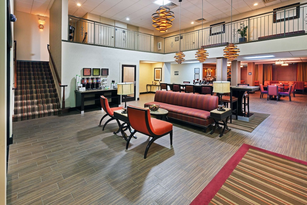 Hampton Inn Clarksville 47/77