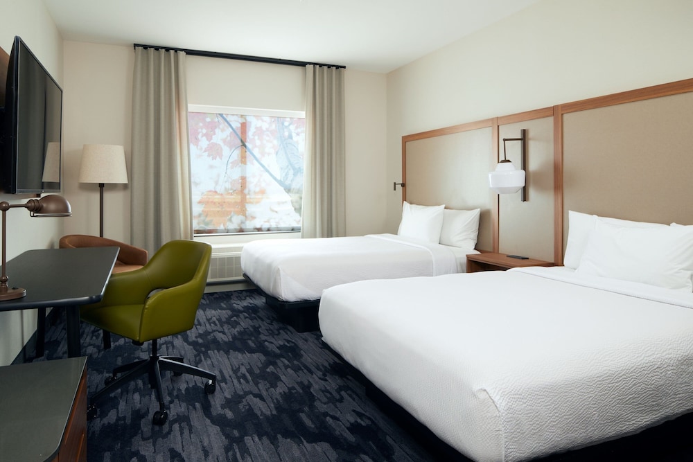 Fairfield Inn & Suites by Marriott Palmdale West 9/28
