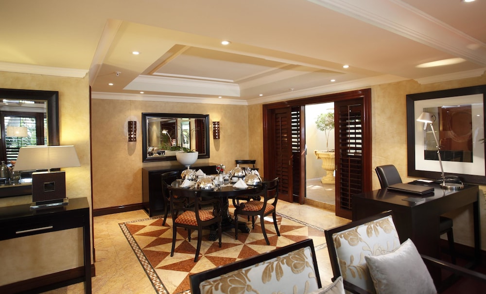 The Cascades Hotel At Sun City Resort 29/50