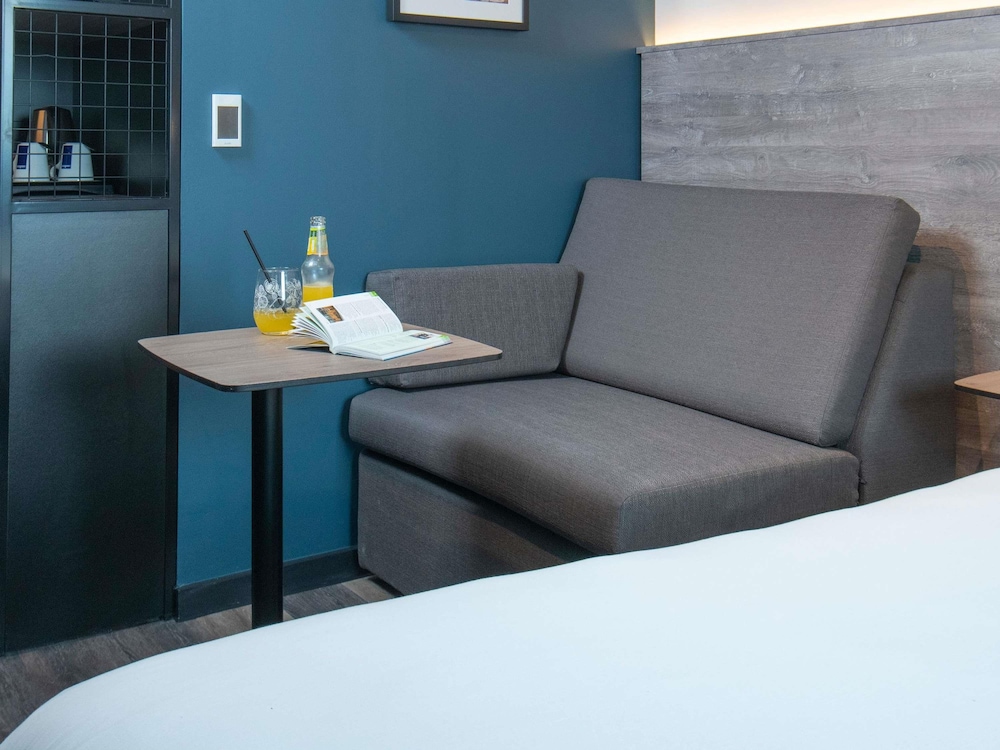 Ibis Styles London Gatwick Airport 43/64