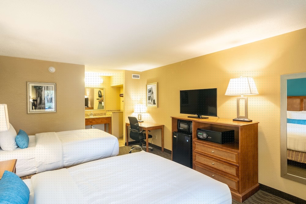 Best Western Charleston Inn 10/33