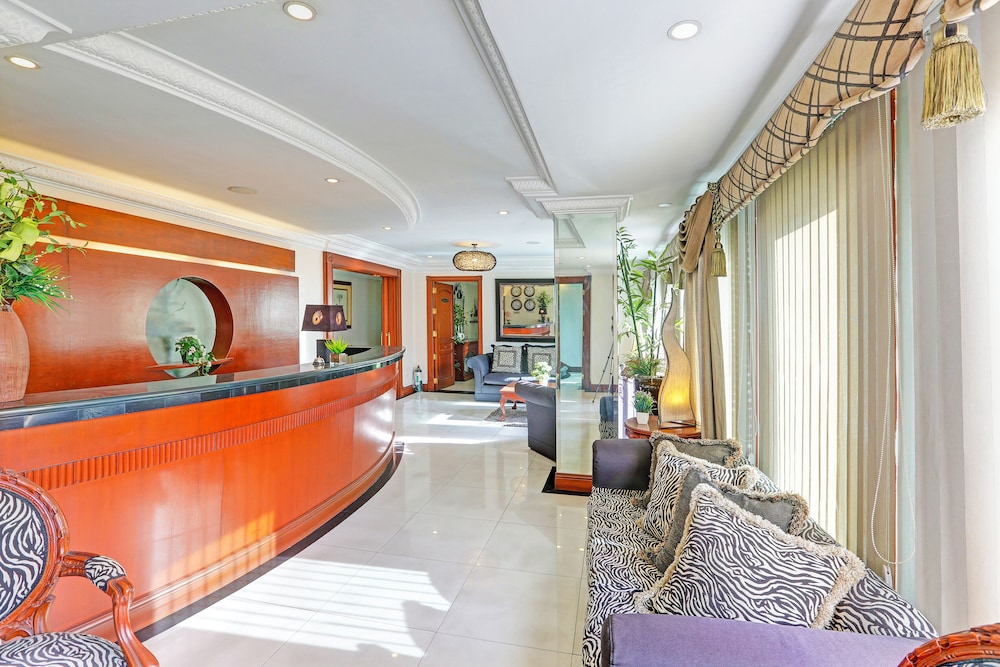 Townhouse OAK Makati Manila Near PNR Pasay Evangelista formerly VIP Suites 11/47